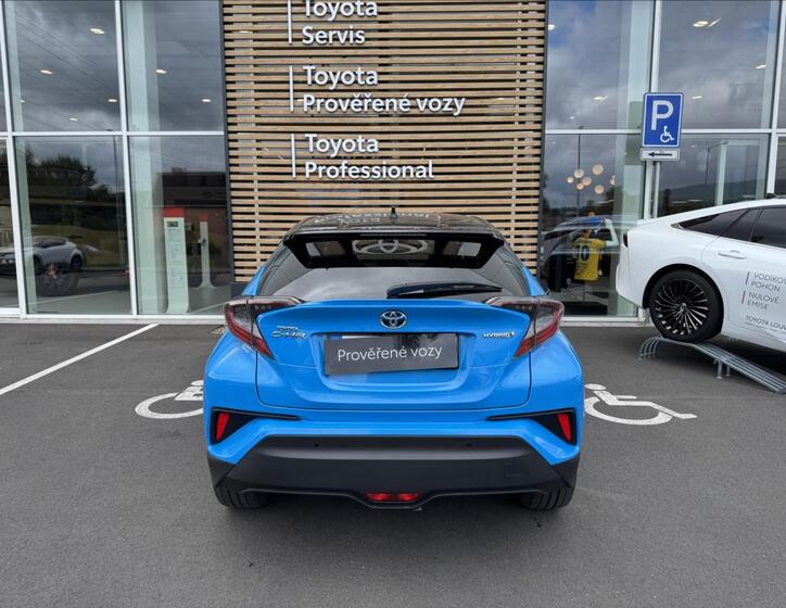 Toyota C-HR 15
