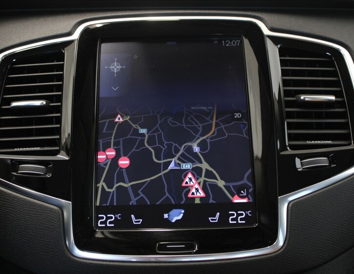 Volvo XC90 13