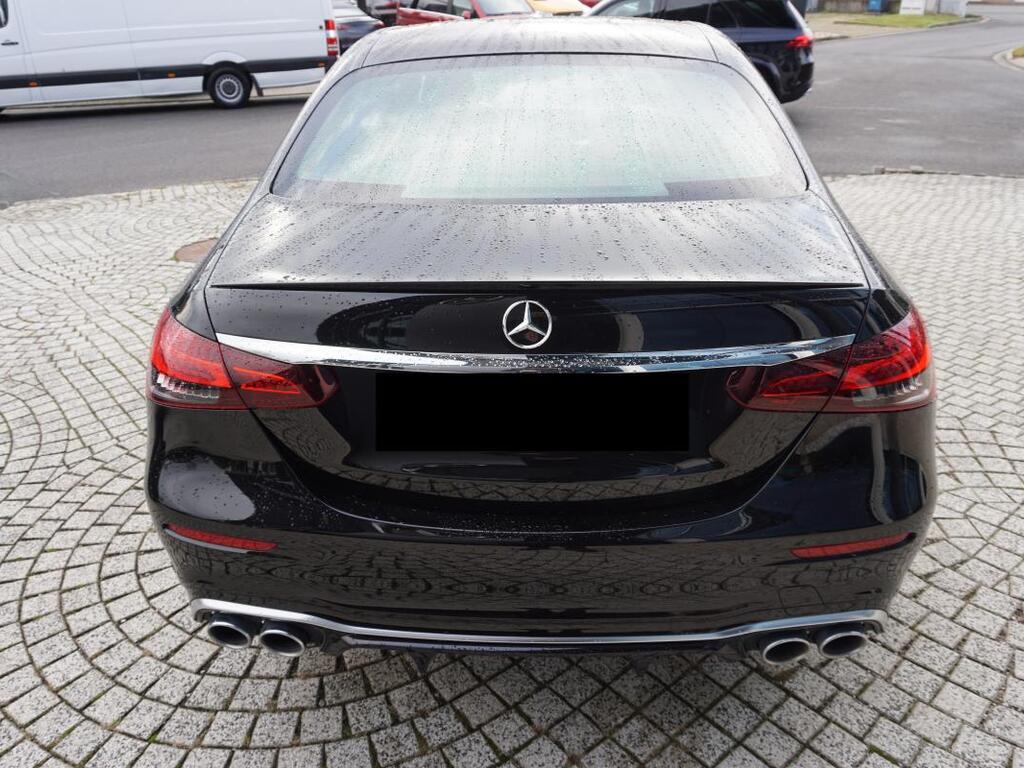 Mercedes-Benz Třídy E 5