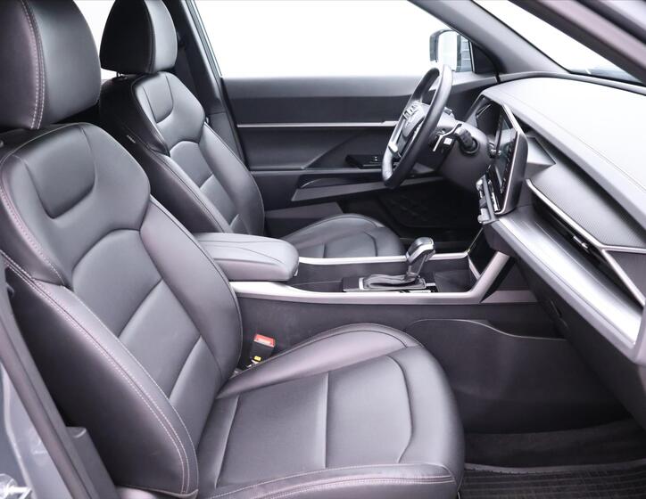 SsangYong Torres 13