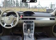 Volvo XC70 25