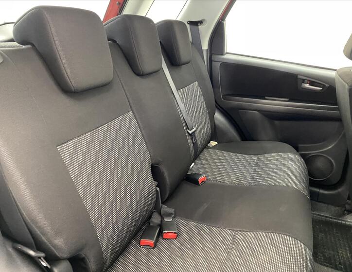 Suzuki SX4 7
