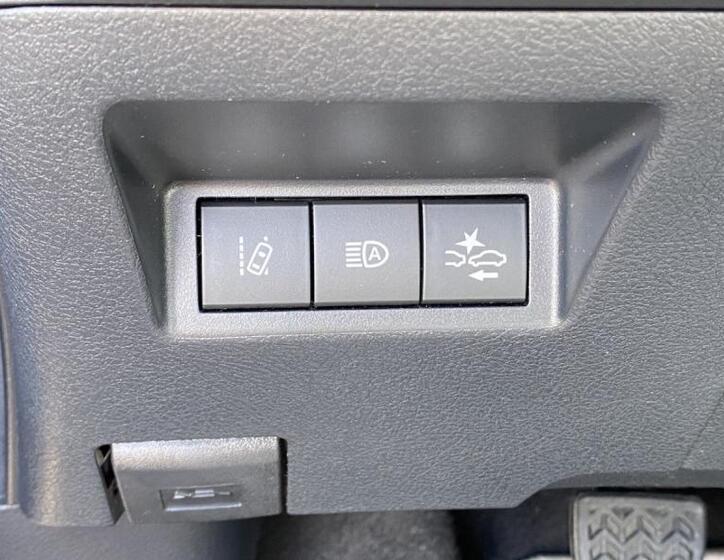 Toyota Yaris 30