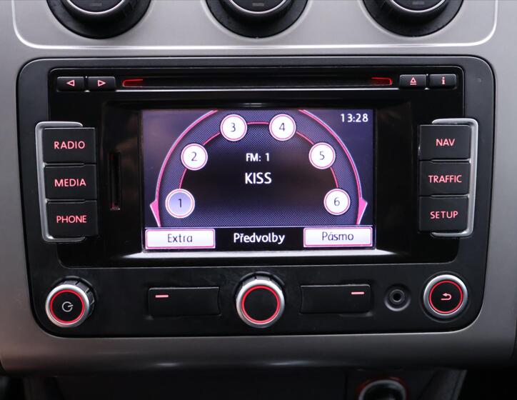 Volkswagen Touran 19