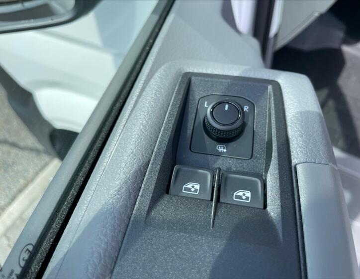 Volkswagen Crafter 9