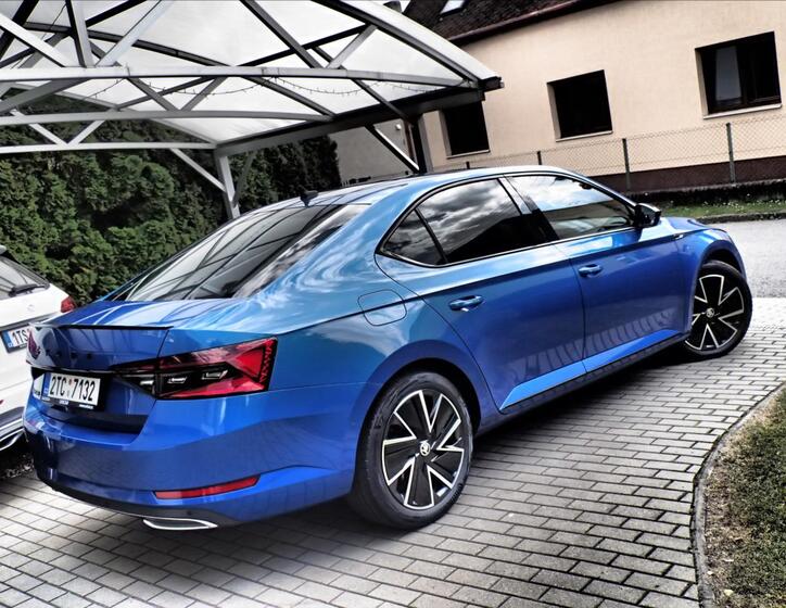 Škoda Superb 4