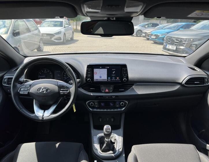 Hyundai i30 13