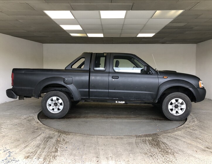 Nissan Navara 8