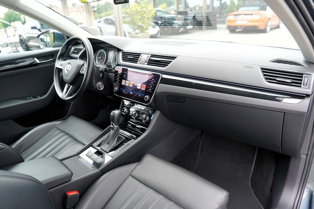 Škoda Superb