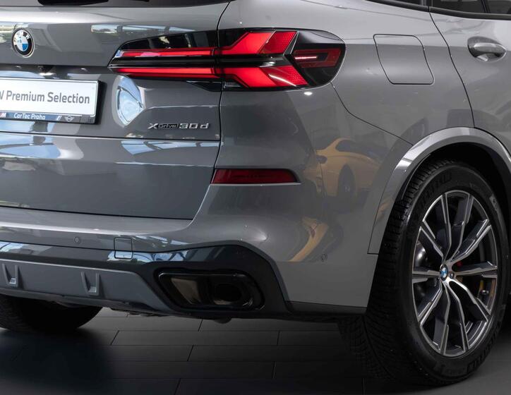 BMW X5 9
