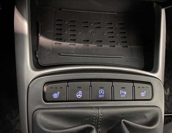 Hyundai i10 18