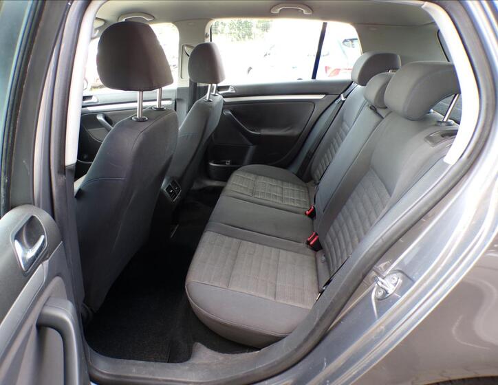 Volkswagen Golf 18