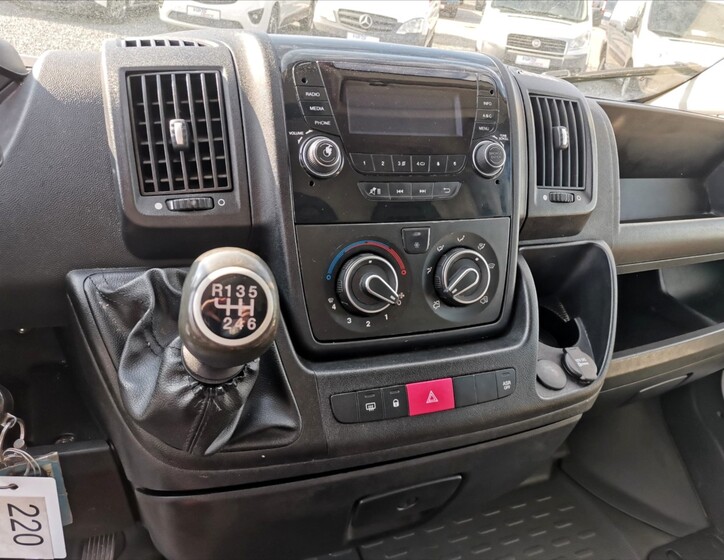 Peugeot Boxer 9