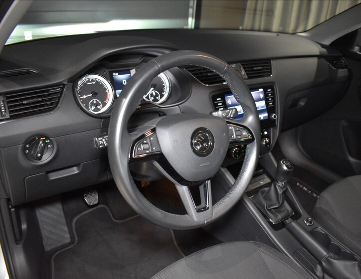 Škoda Octavia 11