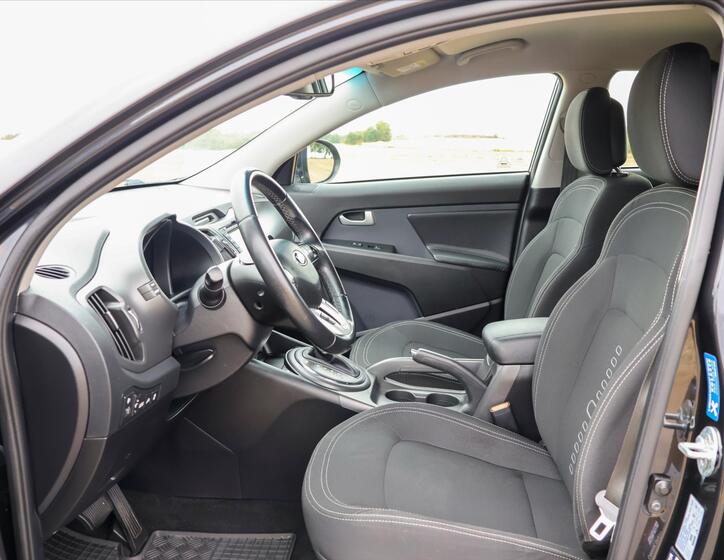 KIA Sportage 11