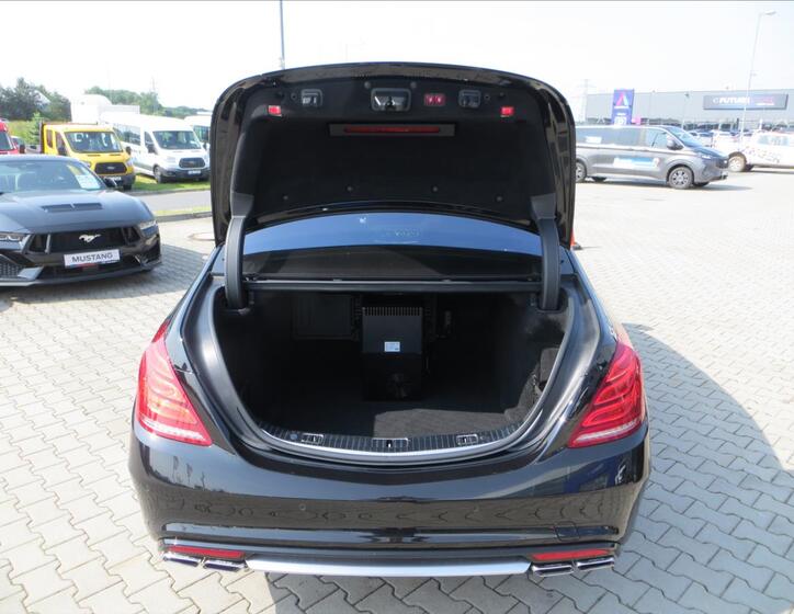 Mercedes-Benz Třídy S 10