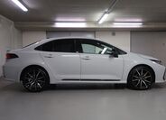Toyota Corolla 4
