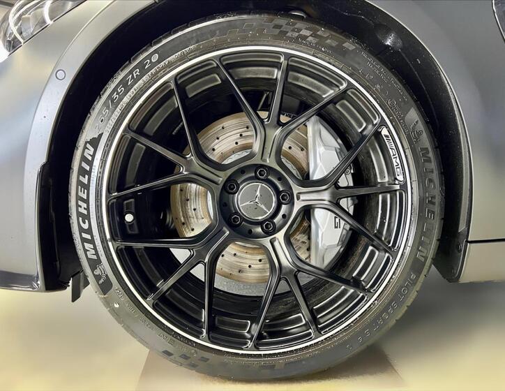 Mercedes-Benz CLE 8