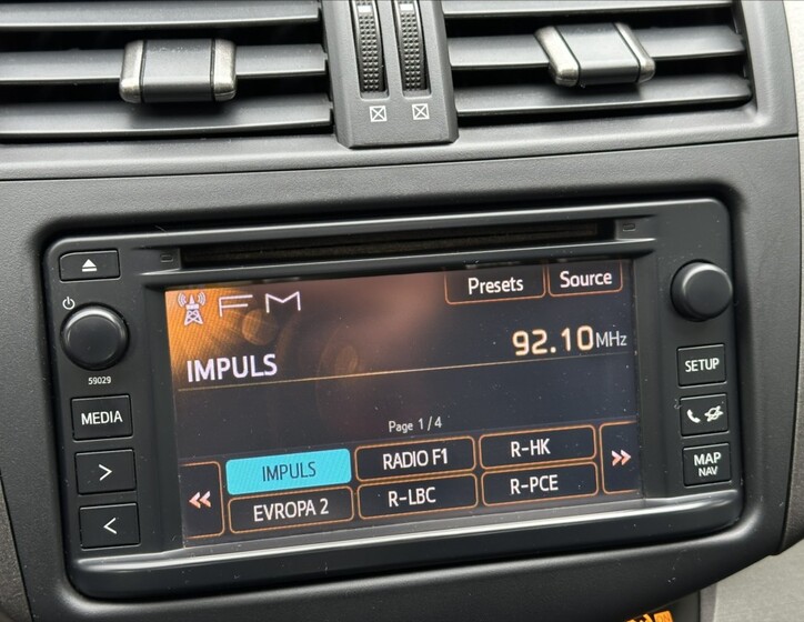 Toyota RAV4 31
