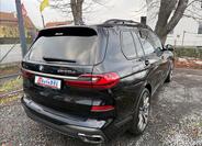 BMW X7 8