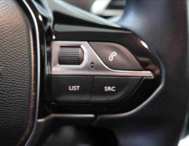 Peugeot 5008 17
