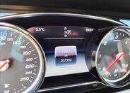 Mercedes-Benz Třídy E 12