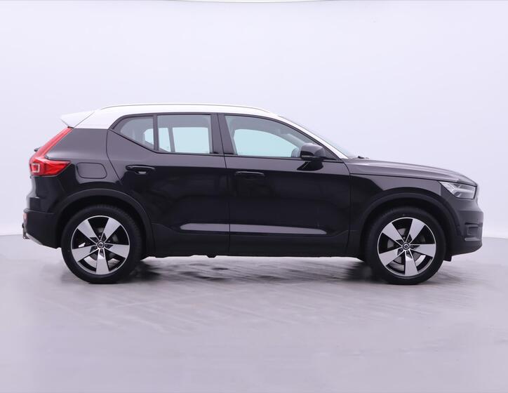 Volvo XC40 8