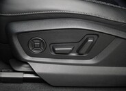 Audi Q8 26