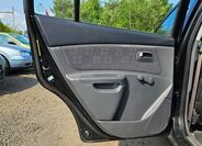 KIA Rio 13