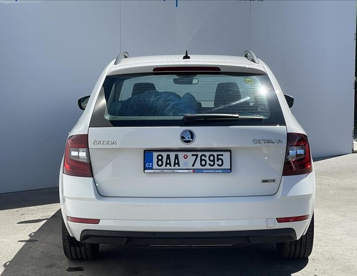 Škoda Octavia 23