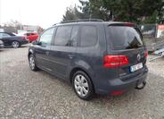 Volkswagen Touran 5