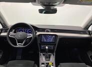 Volkswagen Passat 9