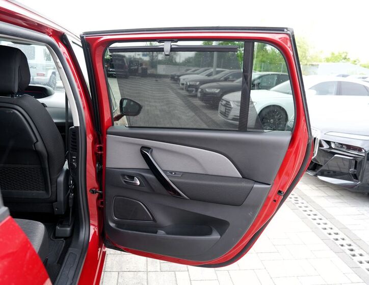 Citroën Grand C4 Picasso 17