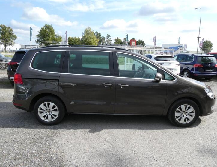 Volkswagen Sharan 2