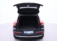 Volvo XC40 9