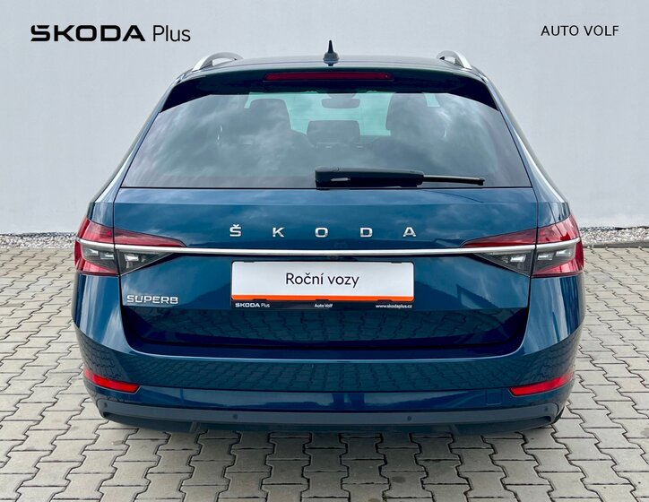 Škoda Superb 10