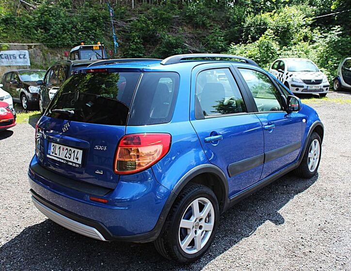 Suzuki SX4 6