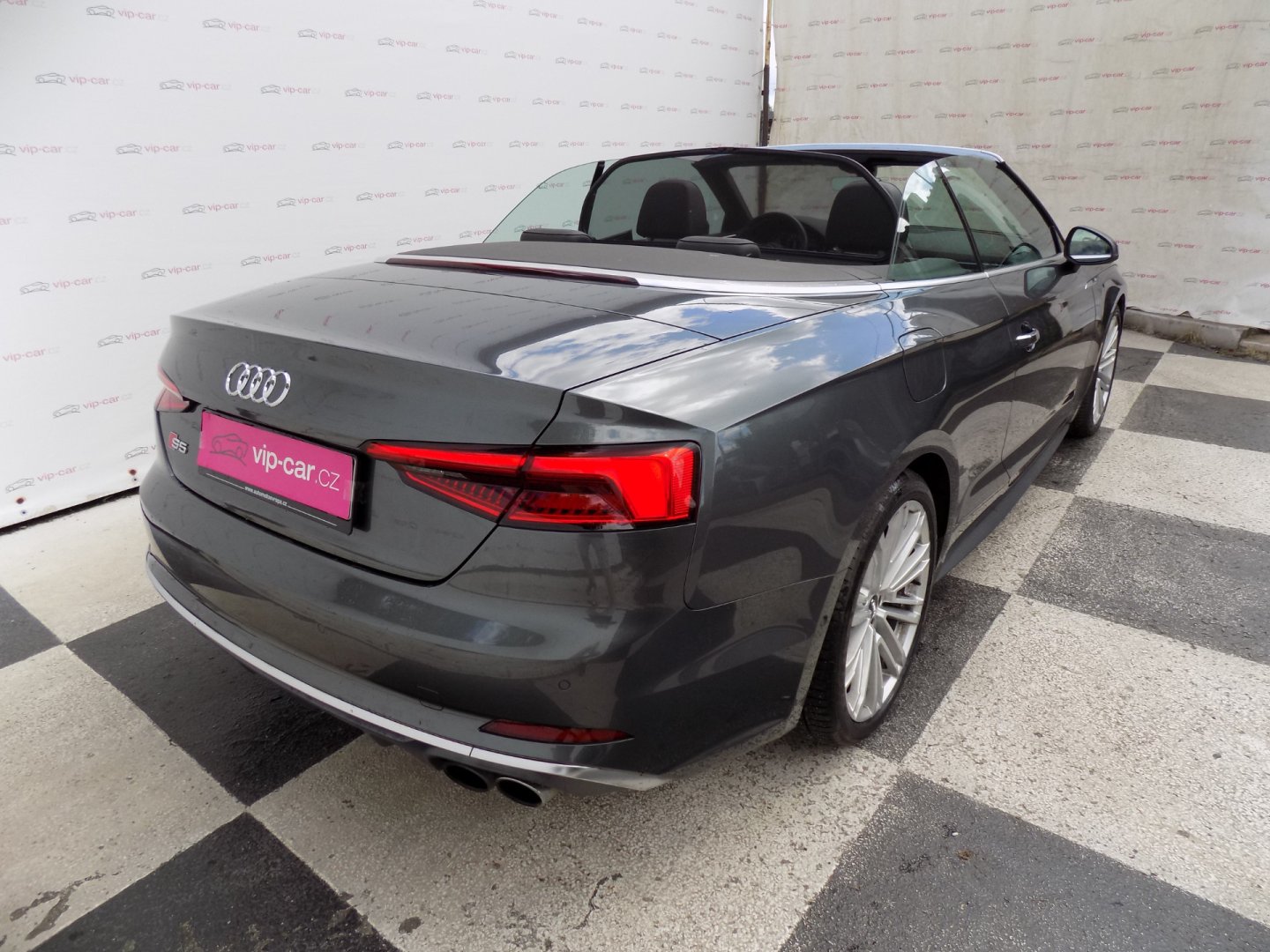 Audi S5