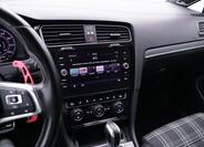 Volkswagen Golf 23