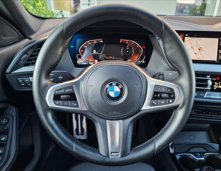 BMW Řada 2 21