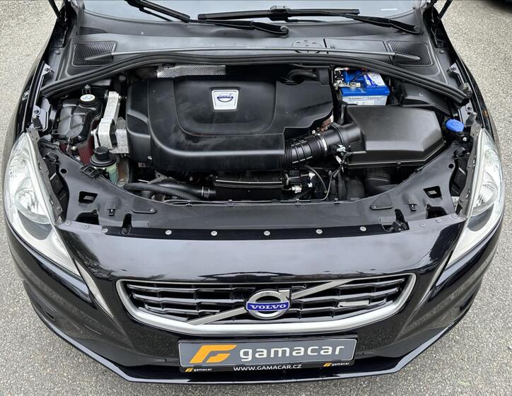 Volvo V60 15