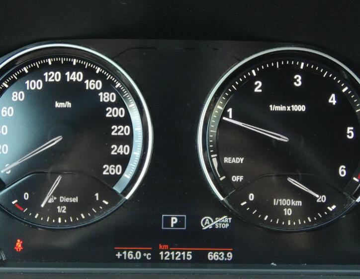 BMW X1 13