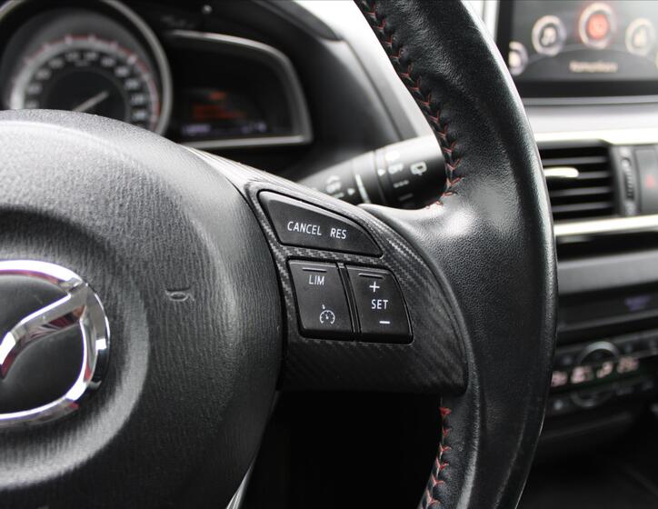 Mazda 3 15