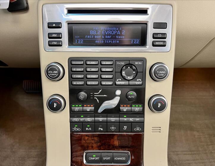 Volvo S80 13