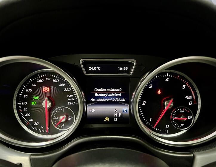 Mercedes-Benz GLS 16