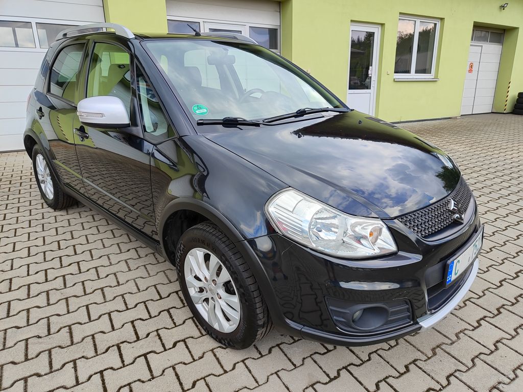 Suzuki SX4