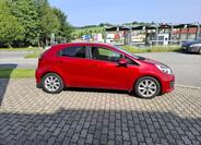 KIA Rio 8