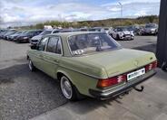 Mercedes-Benz 200 5