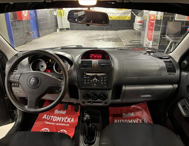 Subaru Justy 18