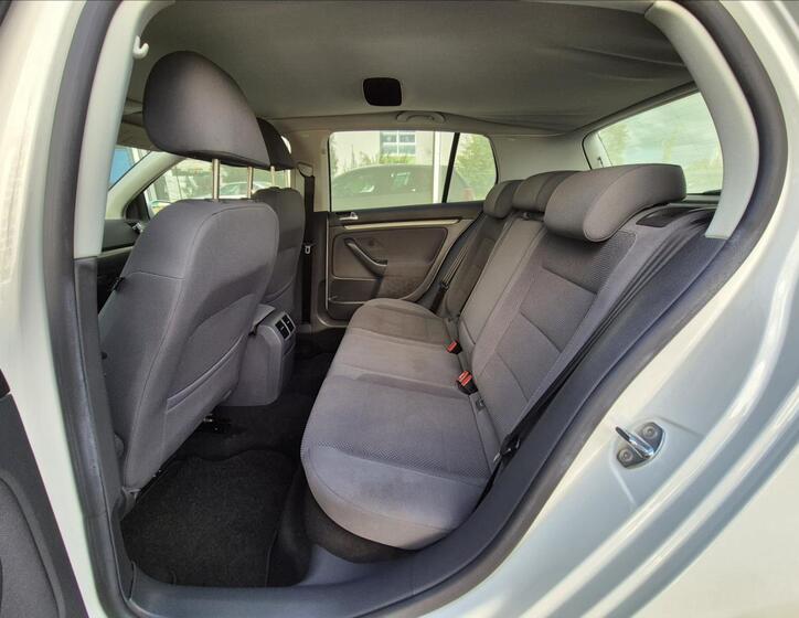 Volkswagen Golf 14